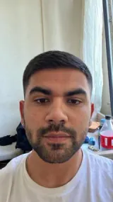Short hairstyle preview inside the NextHaircut mobile app